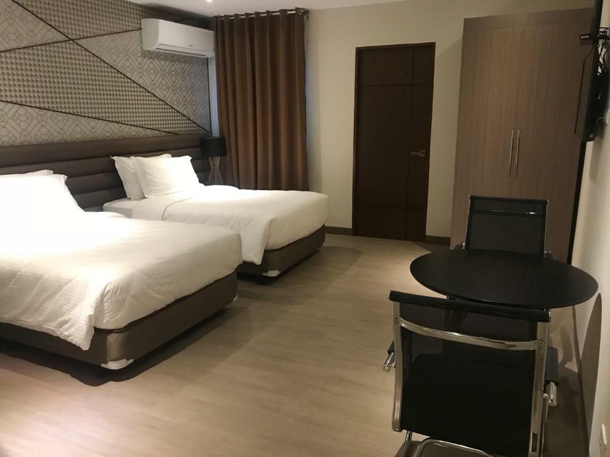 Maxx Hotel Ortigas Pasig City Εξωτερικό φωτογραφία