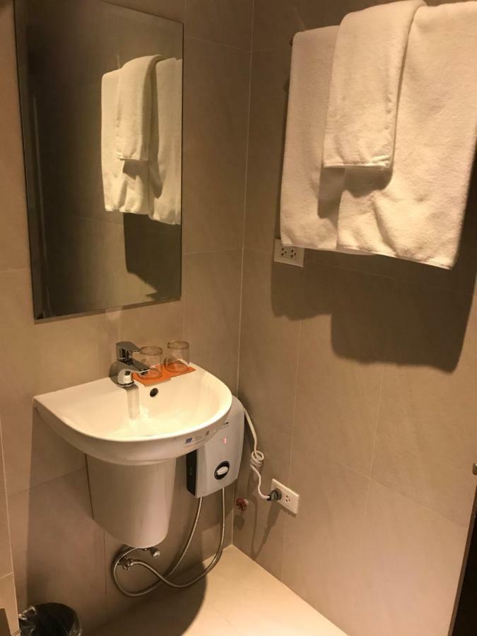 Maxx Hotel Ortigas Pasig City Εξωτερικό φωτογραφία